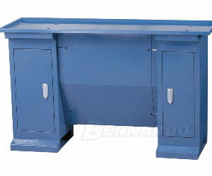 Bernardo Modell D6 stand