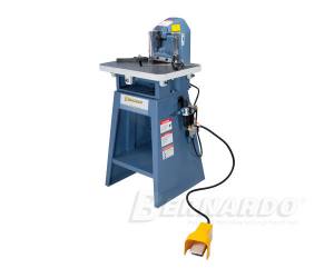 Bernardo Pneumatic cut machine AK 150 P