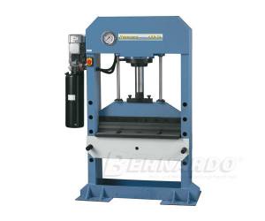 Bernardo AKP 50 hydraulische Universal-Abkantpresse